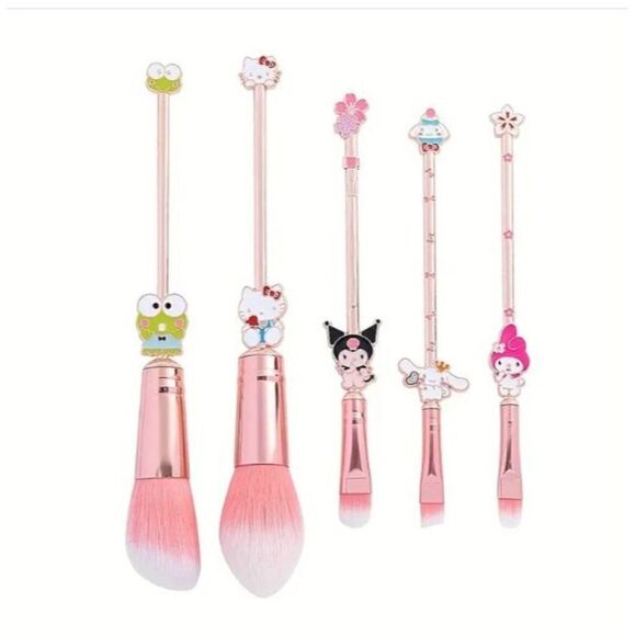 NEW! 5pcs Hello Kitty and Friends Makeup Brush w/ Metal Handles & Travel Case! - Picture 1 of 4